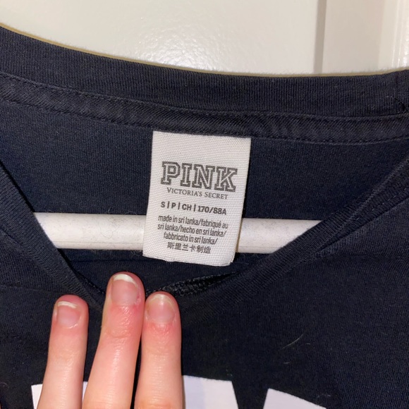 VS PINK long sleeve campus tee - Picture 2 of 5